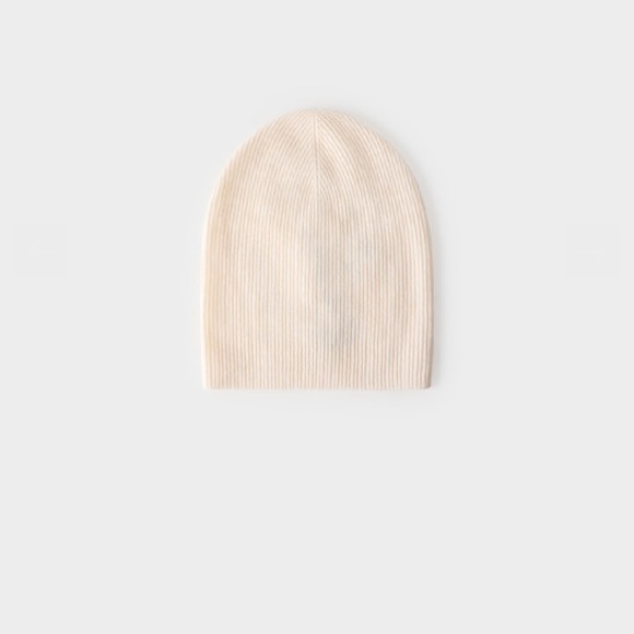 Aritzia Cashmere Rib Slouchy Beanie - Picture 3 of 3